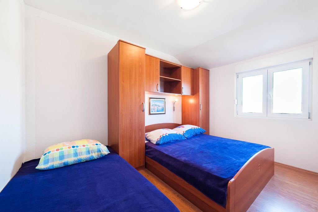 Apartments Maras شيبينيك المظهر الخارجي الصورة