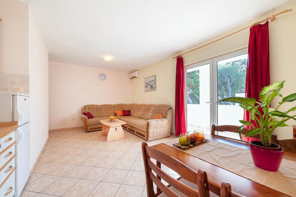 Apartments Maras شيبينيك المظهر الخارجي الصورة