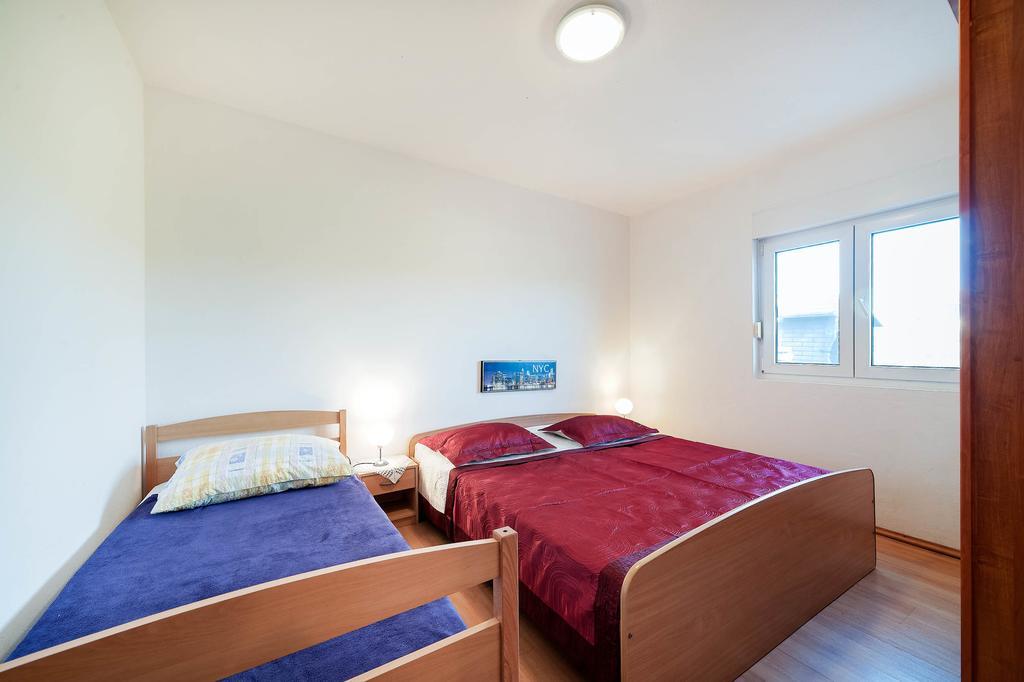 Apartments Maras شيبينيك المظهر الخارجي الصورة